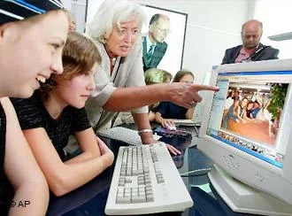 Ailelere internet uyarısı