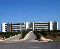 Arınç ve Eker, Diyarbakır'da