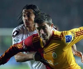 Aslan ikramı geri çevirdi: 1-1