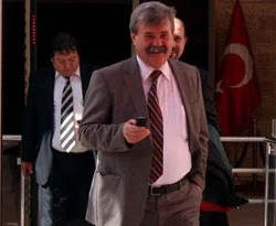 Belediye Başkanın suçu hileden de öte