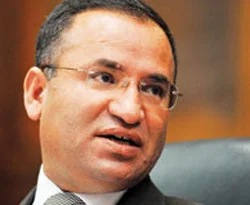 Bozdağ: Sanki kırmızı ışıkta geçti!