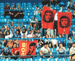 'Che' pankartı ceza getirdi