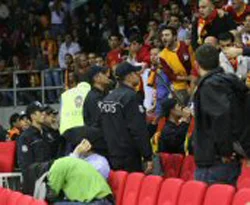 Derbi maçında 14 kişiye ceza