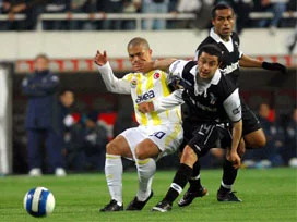 Derbide Beşiktaş'ın yüzü güldü: 3-0