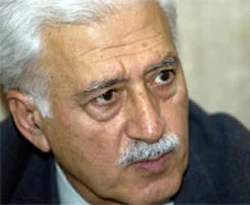 Dinçerler, Mesut Yılmaz'a yüklendi