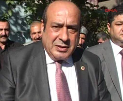 DTP'li vekil garnizon kapısından döndü