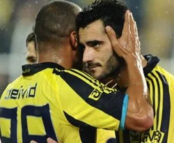 Fener'de Güiza ve Deivid de yolcu