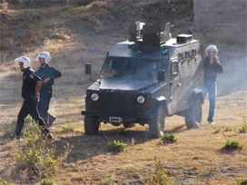 Hakkari'de PKK yanlıları olay çıkardı