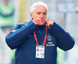 Hugo Bross, Paşa Paşa gitti