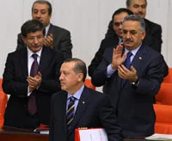 Hükümet hedef tahtasında