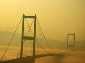 İstanbul Boğazı geçişlere kapatıldı
