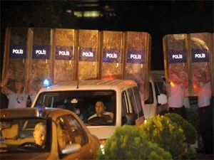 İstihbarat Binbaşı tutuklandı