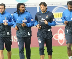 Kadro dışı futbolculara Şenol Güneş affı