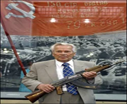 Kalaşnikof, 90 yaşında