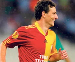 Keita ve Elano forma istiyor