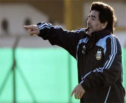 Maradona ucuz kurtuldu