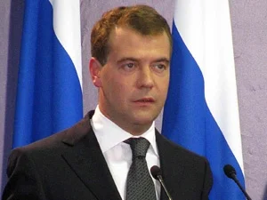 Medvedev'den 'baba'lara ömür boyu hapis