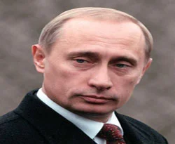 Medvedev'den Putin'in partisine demokrasi eleştirisi