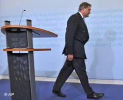 Merkel hükümetinde Afganistan depremi