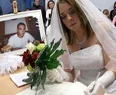 Ölmüş sevgisiyle evlendi