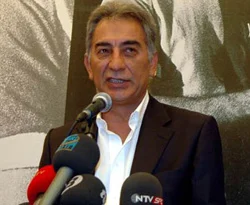 Polat: Benim de gönlümden o geçiyor