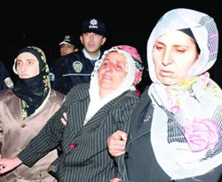 Rahatlasın diye bağı gevşettim