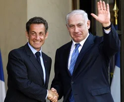 Sarkozy, Netanyahu ile bir araya geldi