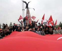 Şehit ailelerinden protesto