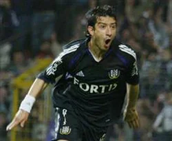 Serhat Karlsruhe'yi böldü
