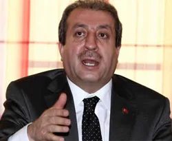 Tarım Bakanı bir ileri bir geri