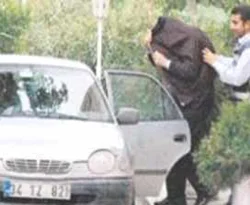 Trafik polisi oyunu karakolda bitti