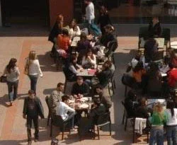 Üniversiteden atılma tarih oluyor