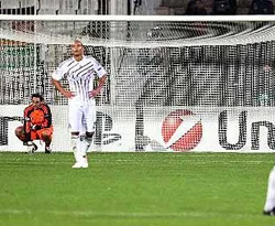 'Wolfsburg'un artısı Kaleci Hakan'
