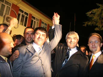 Yusufça'da seçimi AK Parti kazandı