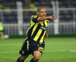 Alex'den Cruzerio açıklaması