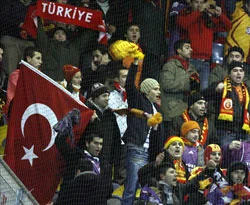 Aslan namağlup ünvanını koruyamadı
