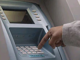 ATM hırsızları para kuryeleri çıktı