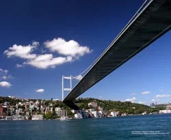 Boğaziçi Köprüsü'nde intihar