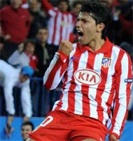 Chelsea Aguero'dan vazgeçmiyor