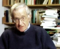 Chomsky: Obama II. Bush'un yolunda