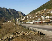 D-400 kara yolu trafiğe kapandı