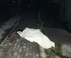 Derse yetişmek isterken kamyona çarptı