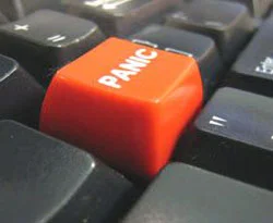 Facebook'a 'panik tuşu' geliyor