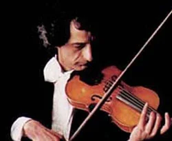 Farjad, kemanını İstanbul'da ağlatacak!