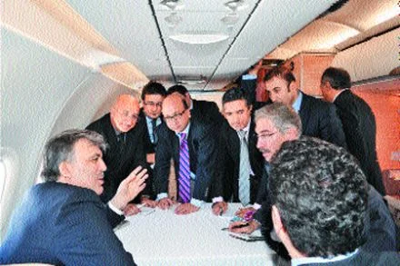 Gül'den önemli mesajlar
