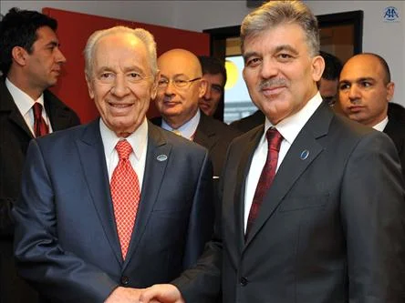 Gül, Peres'e ''kamuoyu rahatsız'' dedi