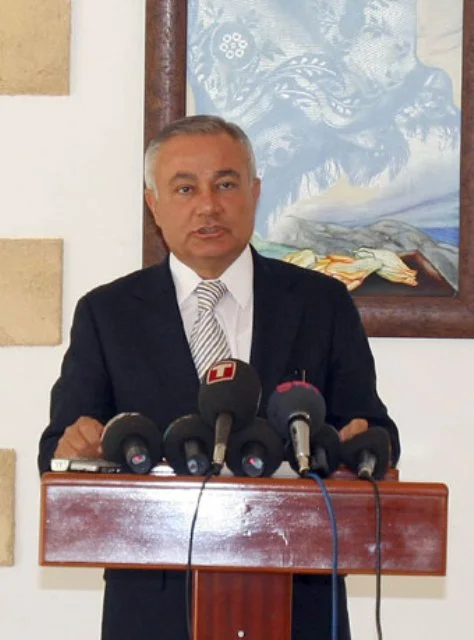 Hristofyas'a yanıt gecikmedi