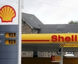 Irak'ın en büyük petrol sahası Shell'e