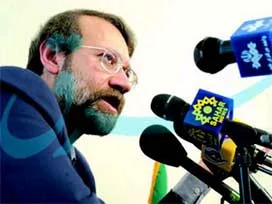 İran'da UAEK kararına sert tepkiler