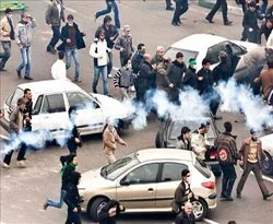 İran'dan İngiltere'ye protesto